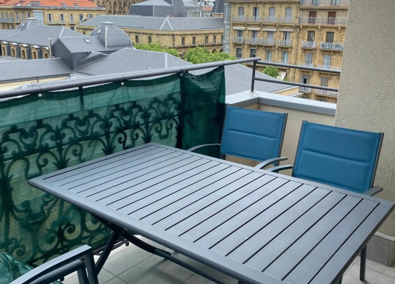 サン・セバスティアンMikain Terrace Cathedral View With Free Parking & Air Condアパートメント 0*, サン・セバスティアン スペイン